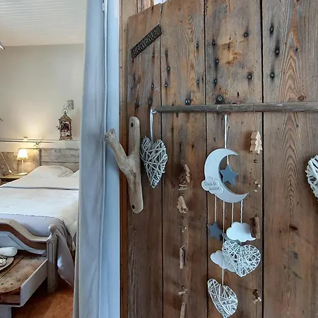 Cozy Home In Saint-Yaguen Tatil Evi