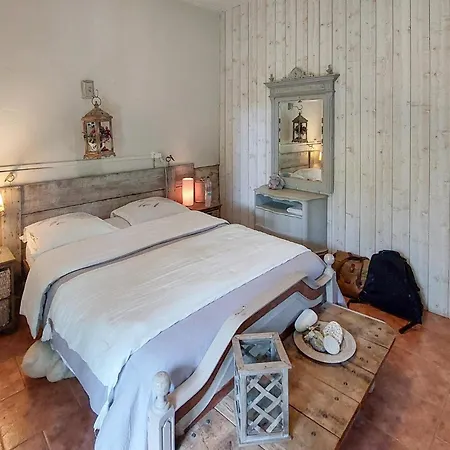 Cozy Home In Saint-Yaguen Tatil Evi *