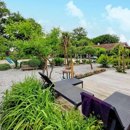 別荘 Cozy Home In Saint-Yaguen